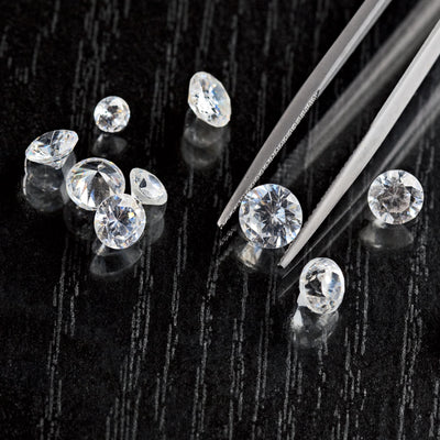 Unlocking the Mysteries of Diamonds: A Comprehensive Guide to the 4Cs for Selecting Your Perfect Diamond